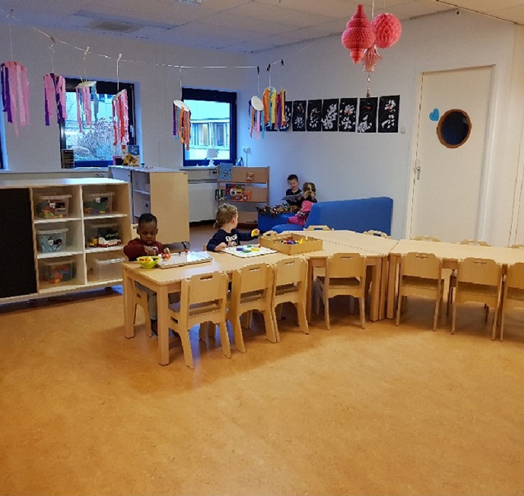 7. Binnen groep Petteflet_Venlo.jpg