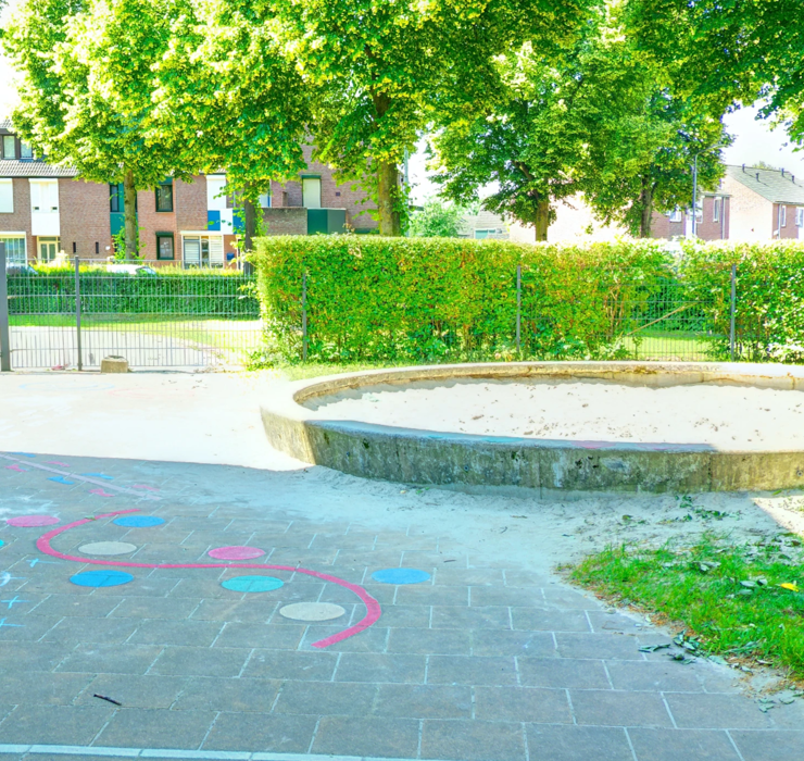 Peuteropvang Duimelijntje Blerick 6, Buiten