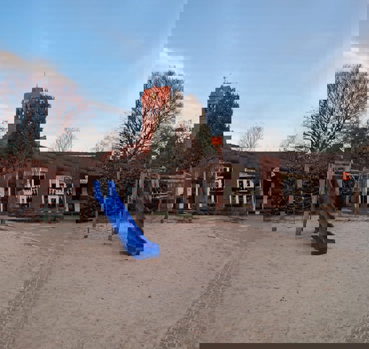 Buitenterrein Kindcentrum Korenaar Spring Kinderopvang2