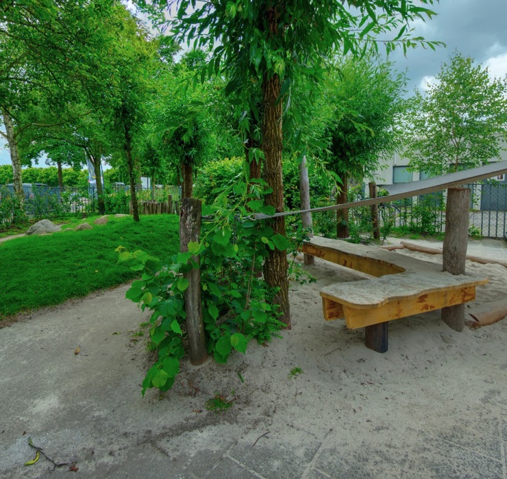 Tuin Kinderdagverblijf Okapi Spring Helmond