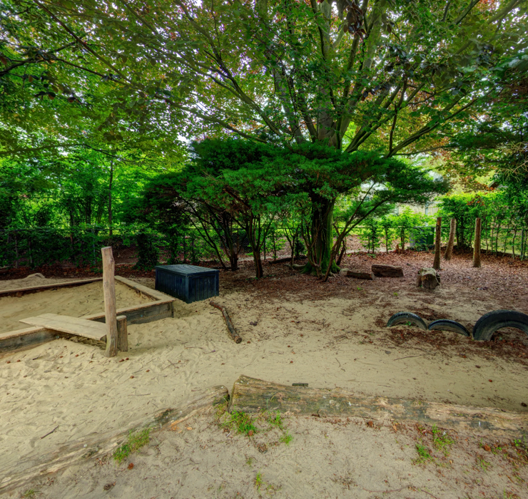 Dagopvang Prinsjeshof Venlo, Buiten