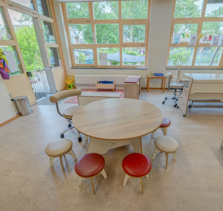 Peuteropvang Kom.Mijn Belfeld Spring 1