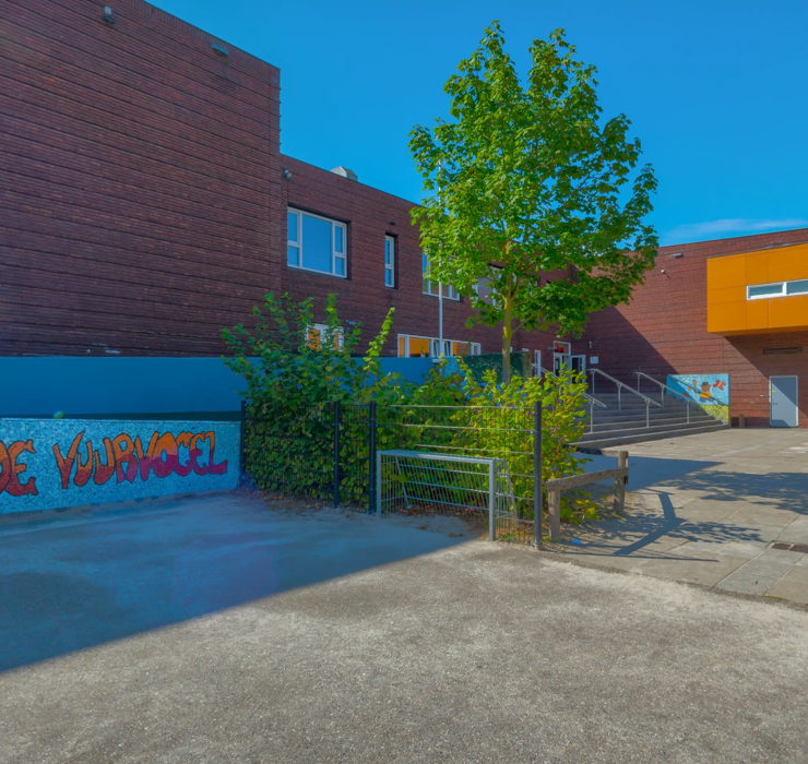 Buiten Schoolplein Vuurvogel 4